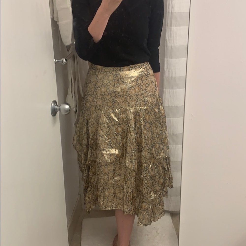 Beautiful metallic floral skirt - TAG STILL ON